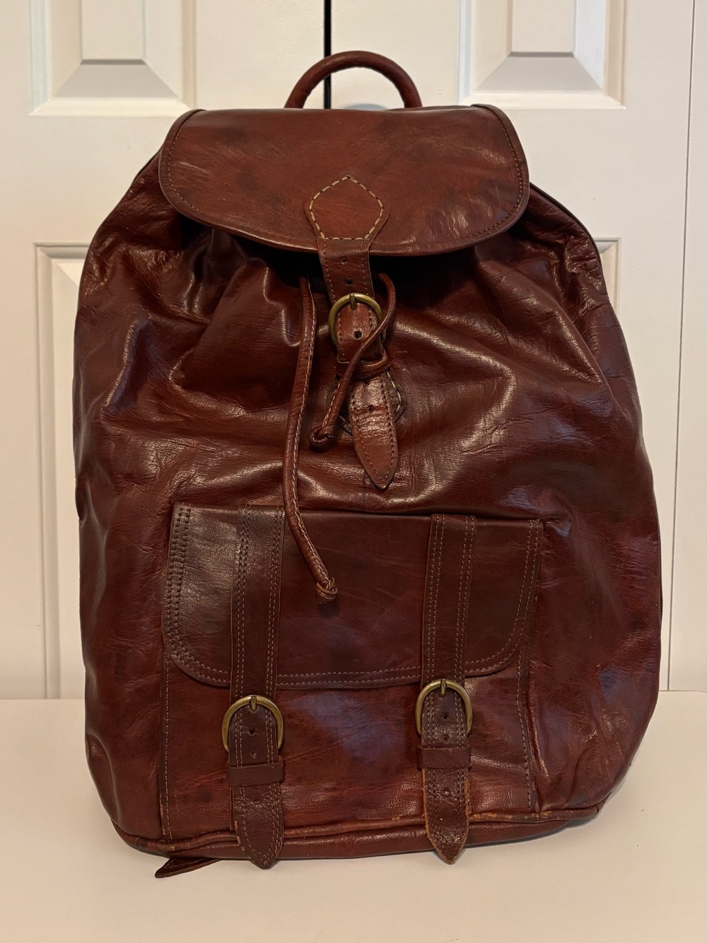 LARGE Vintage Chocolate Brown Soft Leather Drawstring/Buckle Front Backpack, EUC
